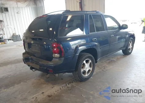 2007 Chevrolet Trailblazer Ls from USA, damaged, VIN 1GNDS13S272304645